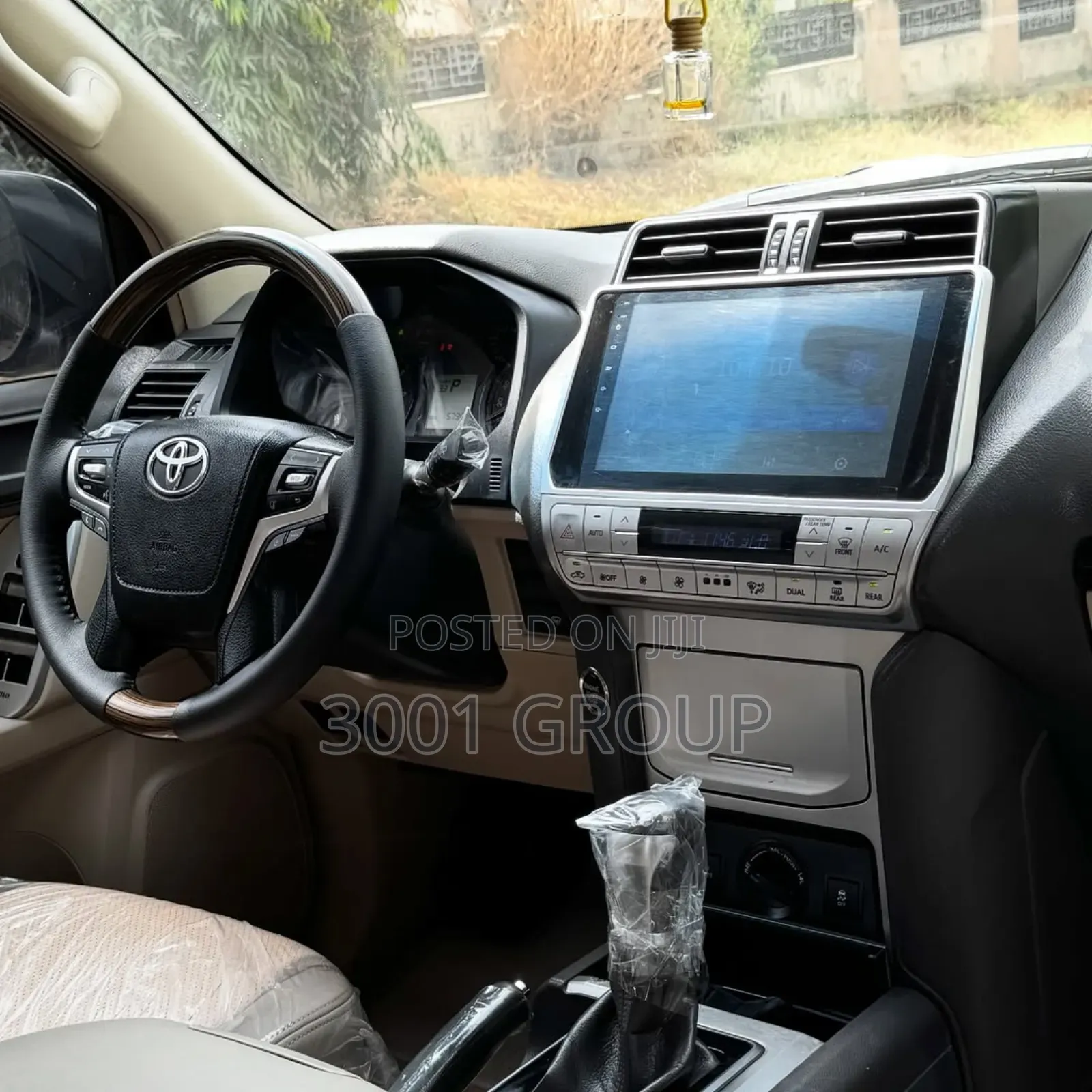 Toyota Land Cruiser Prado 2018 Gray