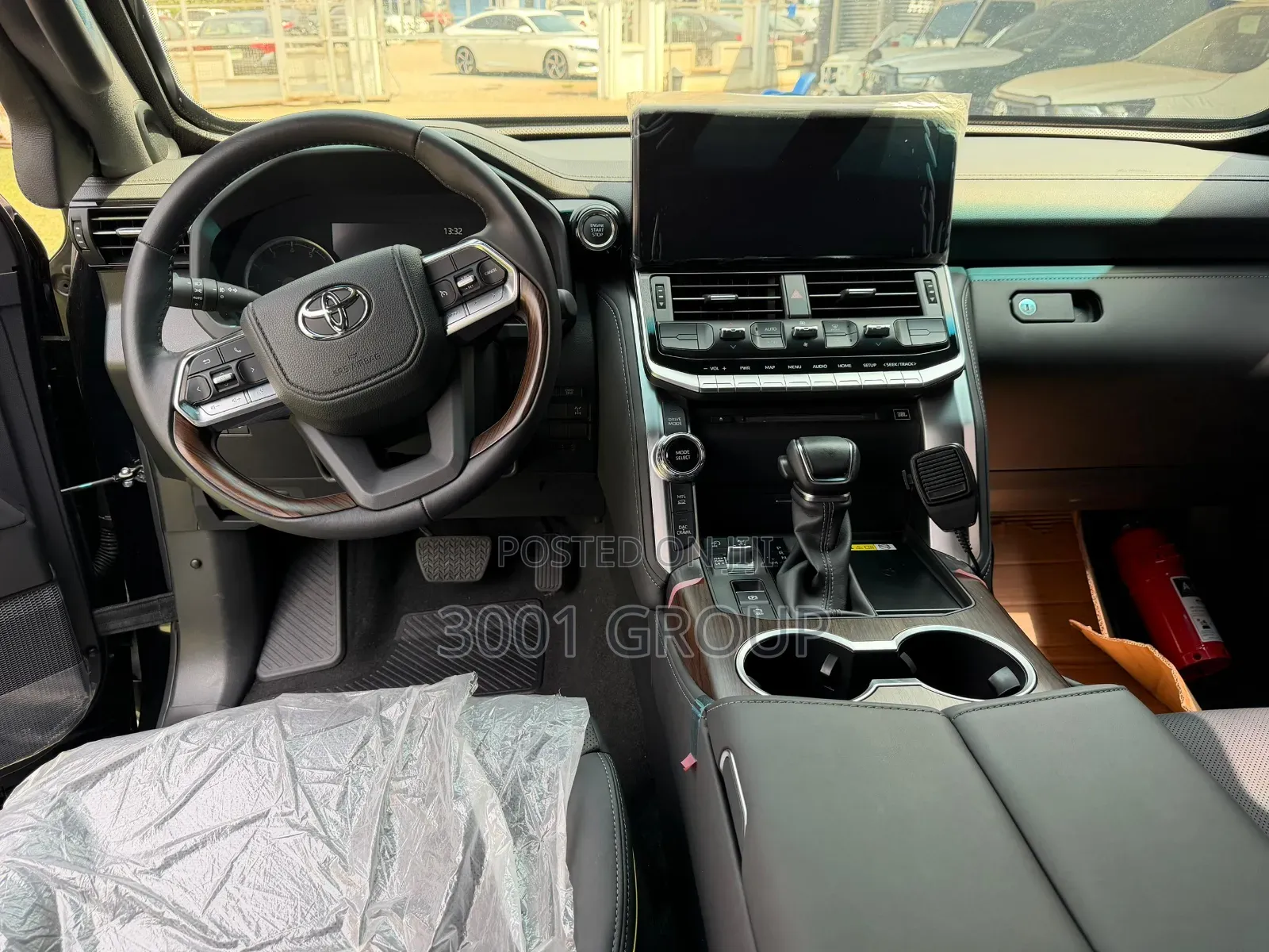 New Toyota Land Cruiser LC300 2025 Black