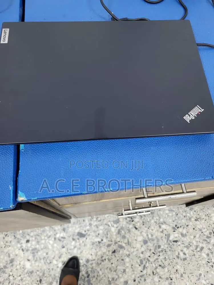Laptop Lenovo Thinkpad L15 Gen 3 8GB Intel Core I3 SSD 256GB