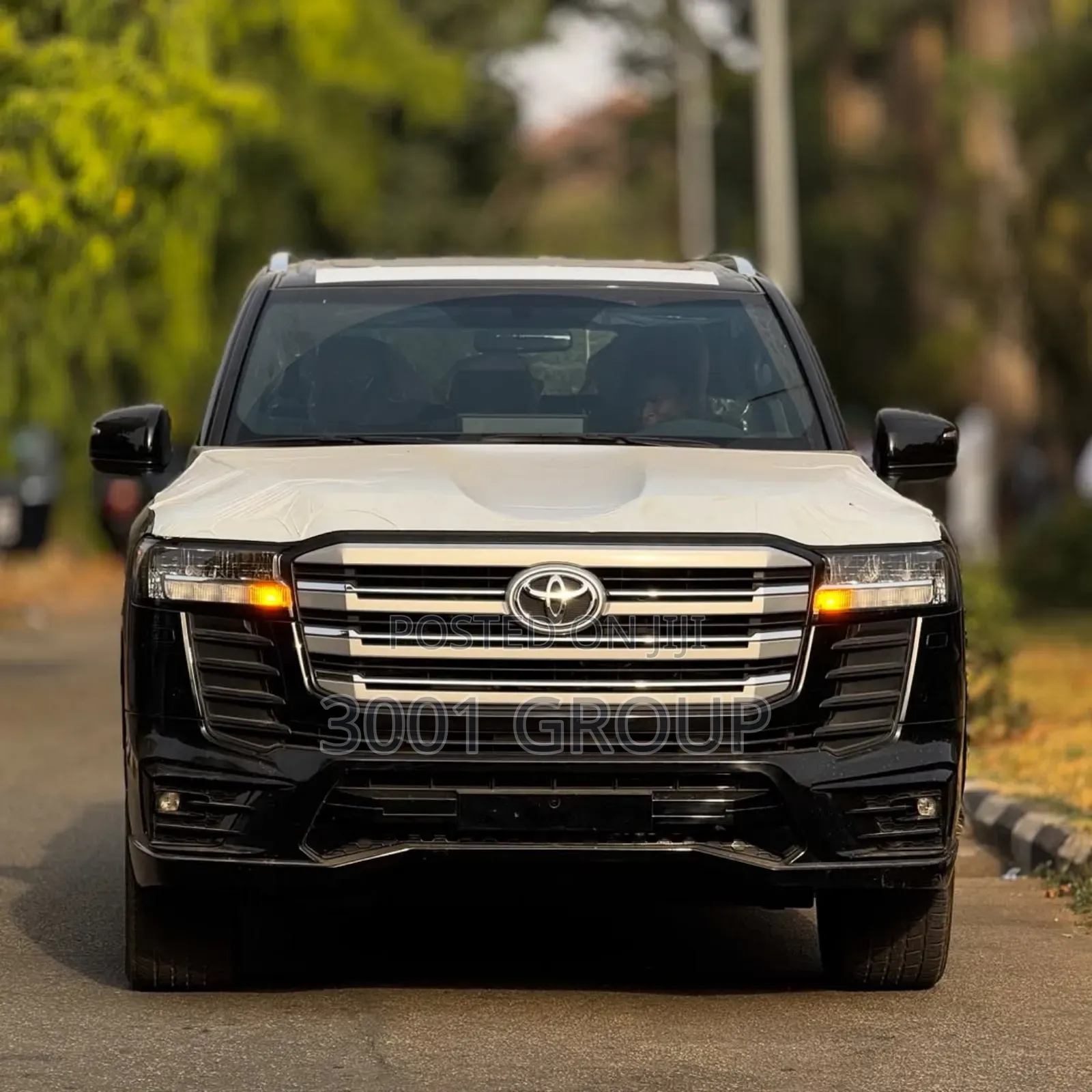 New Toyota Land Cruiser LC300 2025 Black