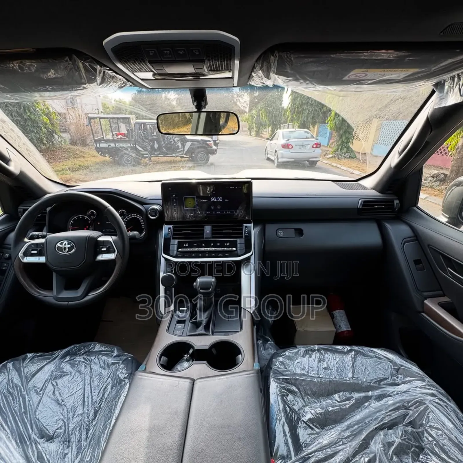 New Toyota Land Cruiser LC300 2025 Black