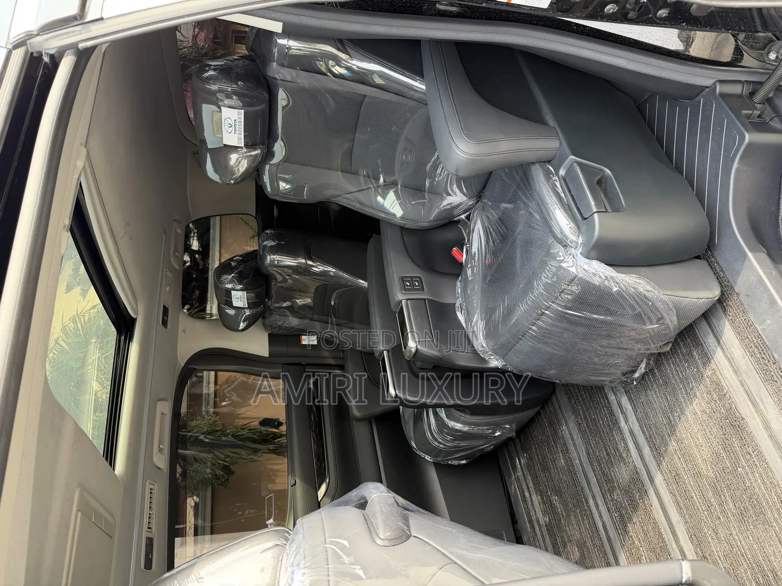 Toyota Alphard 2023 Black