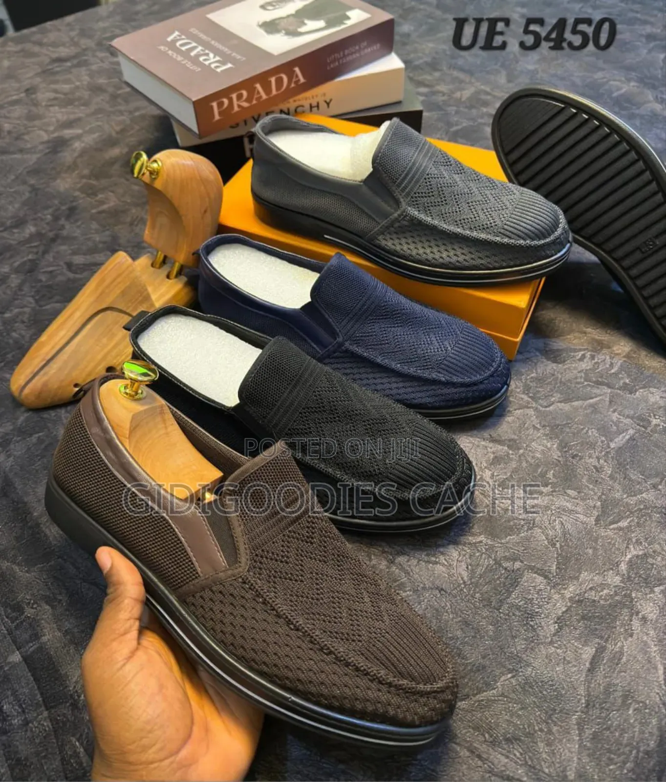 Easy Wear Men's Casual Shoes