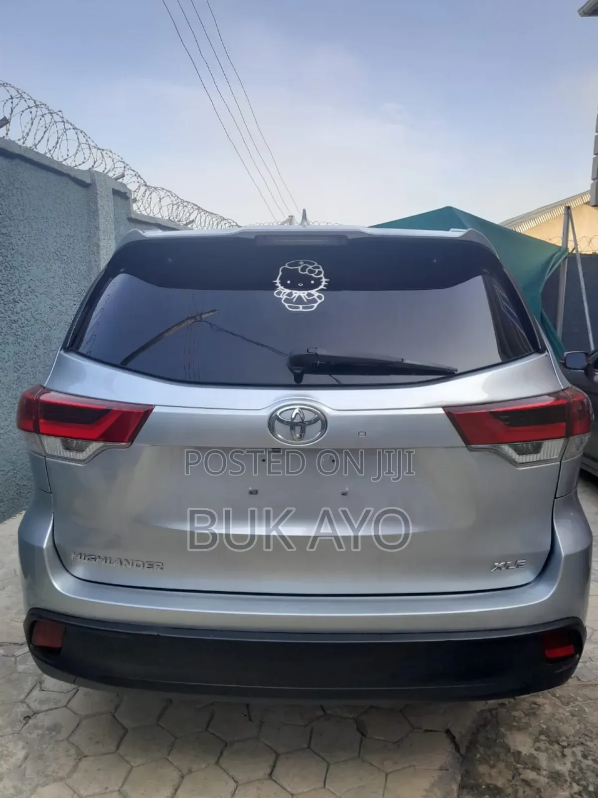 Toyota Highlander XLE 4x4 V6 (3.5L 6cyl 8A) 2018 Blue