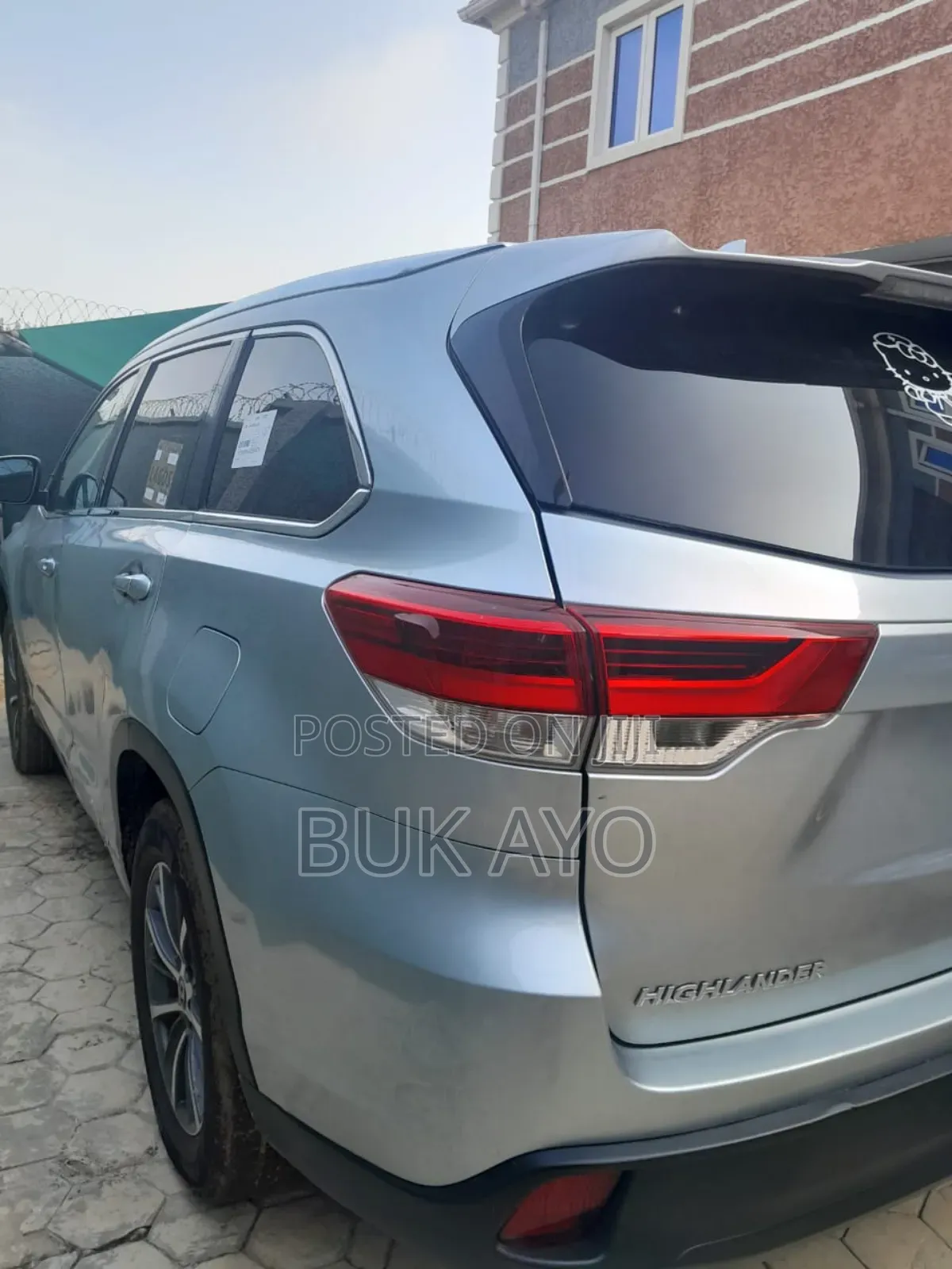 Toyota Highlander XLE 4x4 V6 (3.5L 6cyl 8A) 2018 Blue