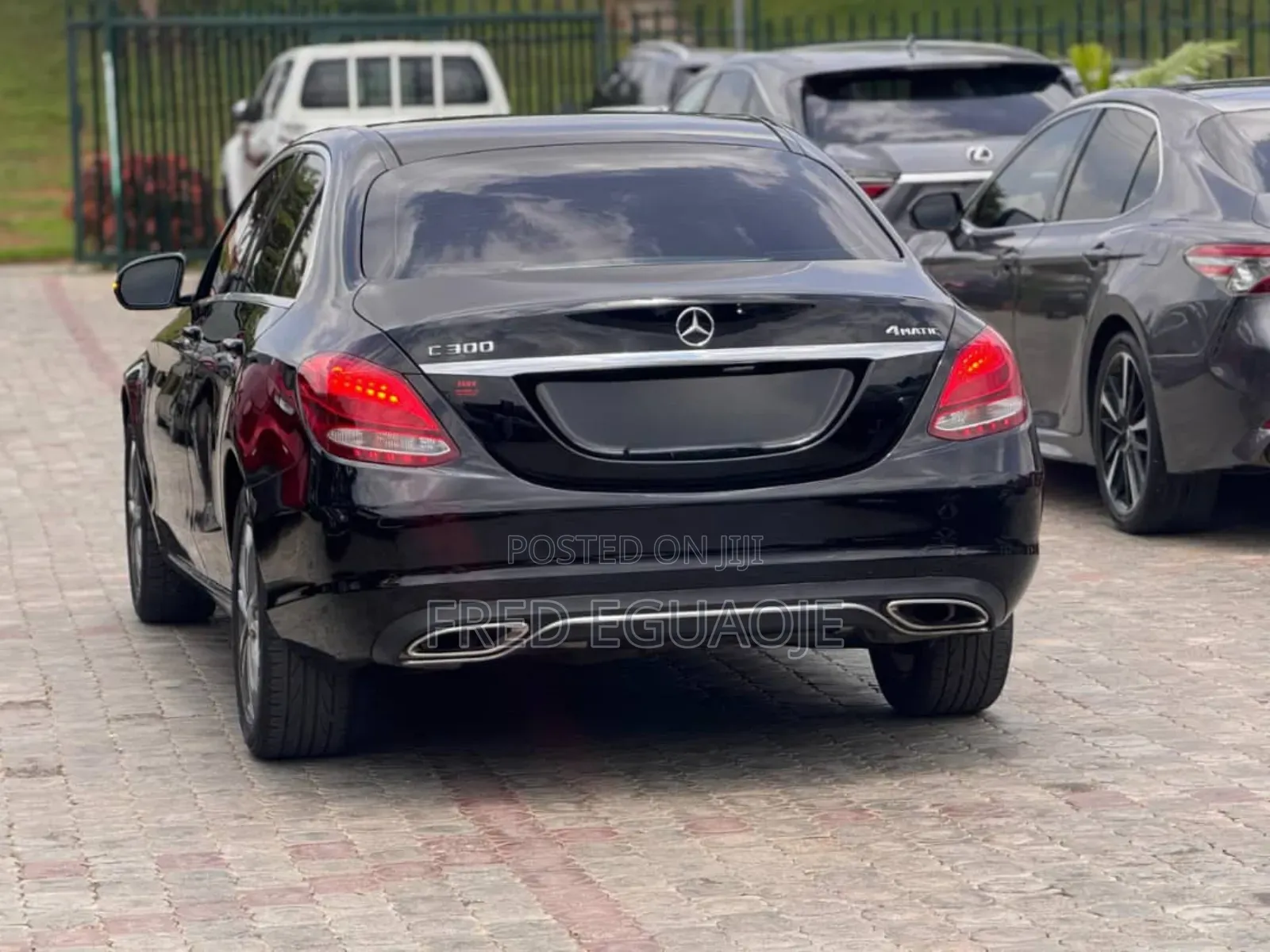 Mercedes-Benz C300 2016 Black