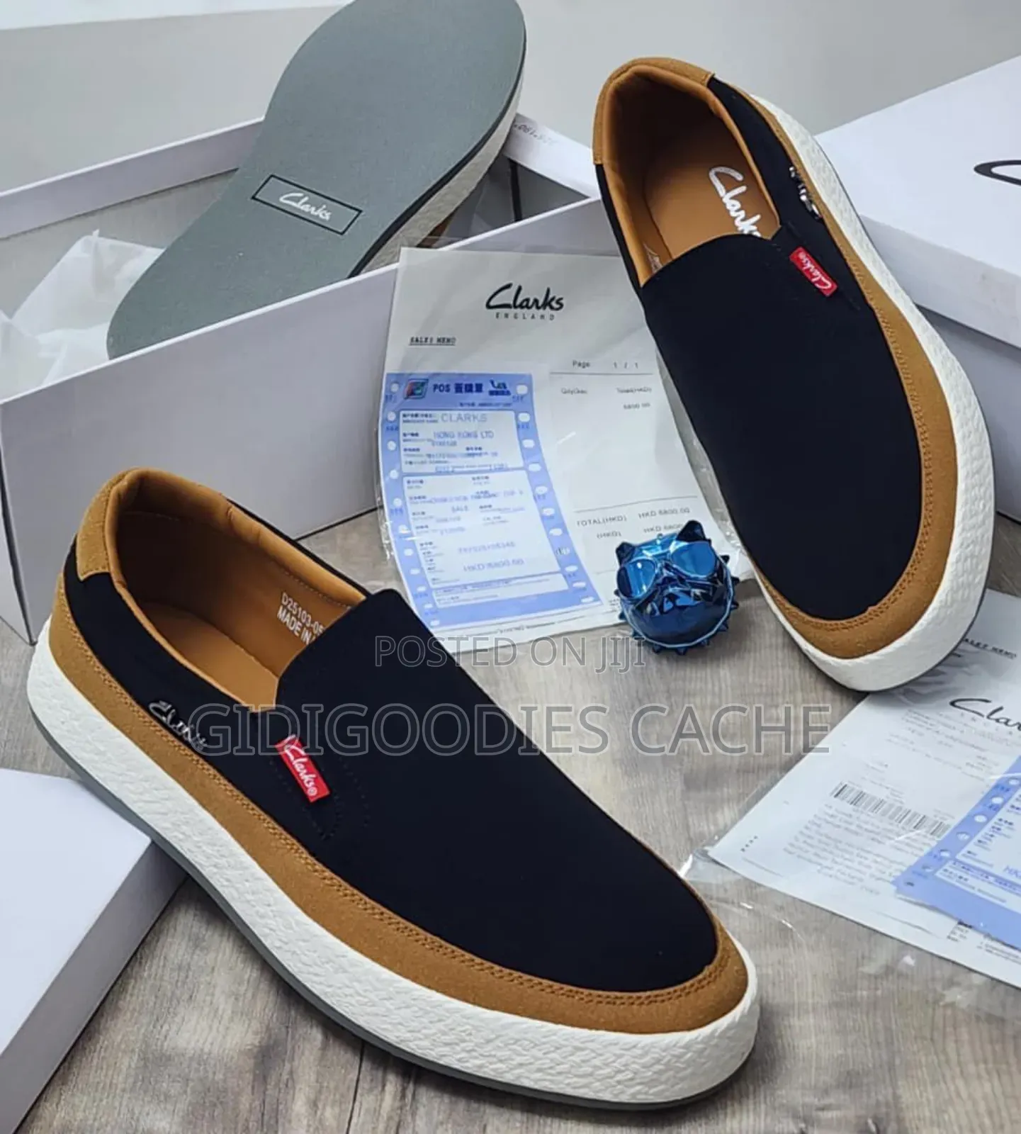 Clarks Canvas Shoes Size 42-46
