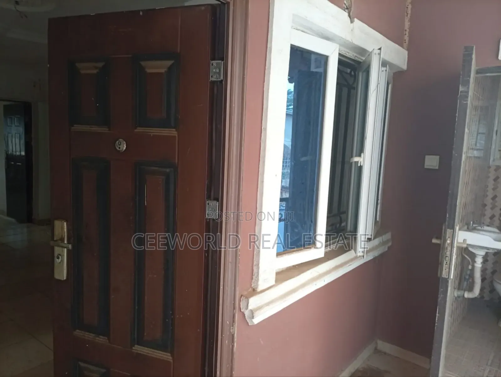 2bdrm Apartment in Main Idishin for rent