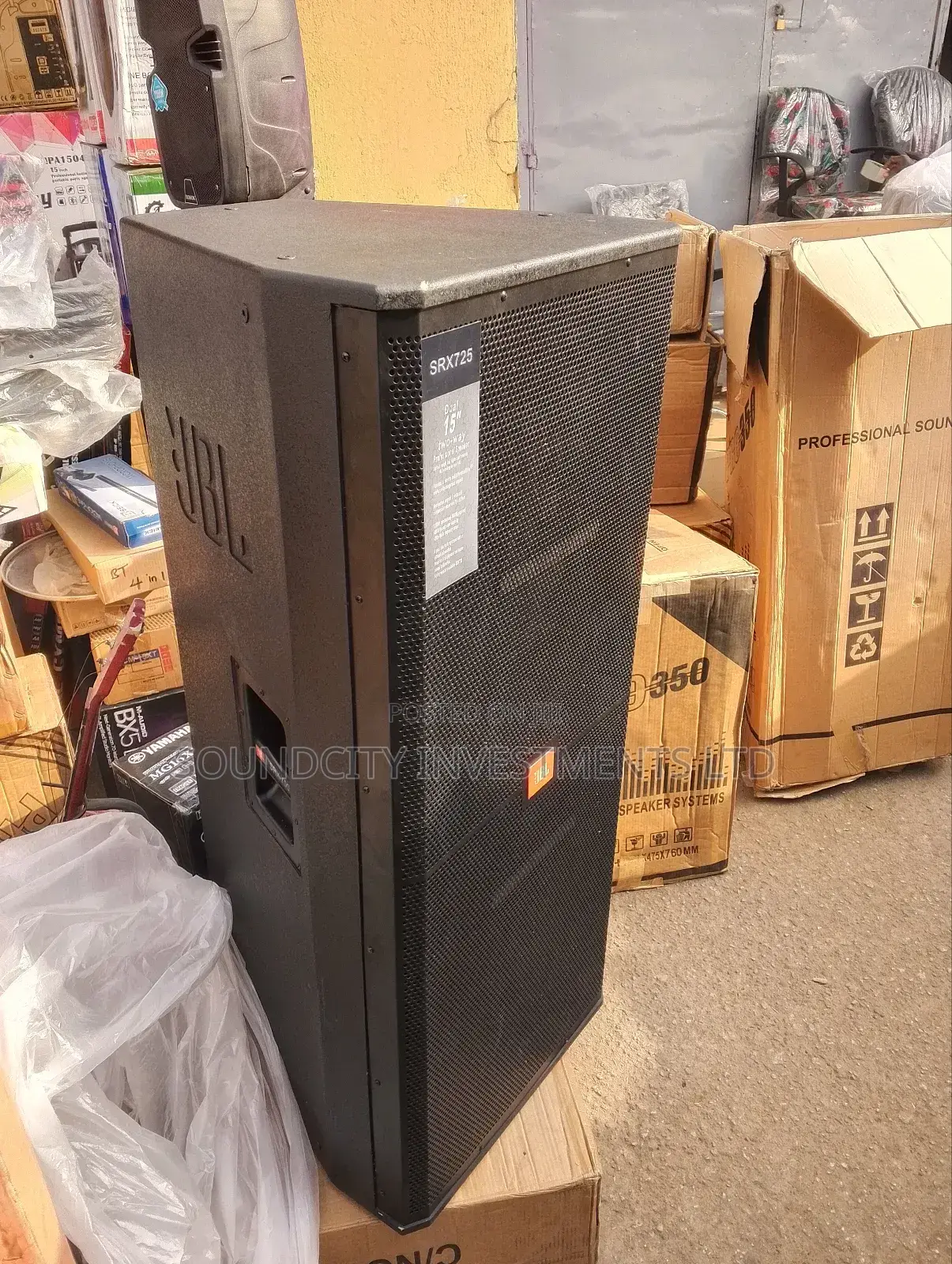 Pair of JBL Srx725 Speaker