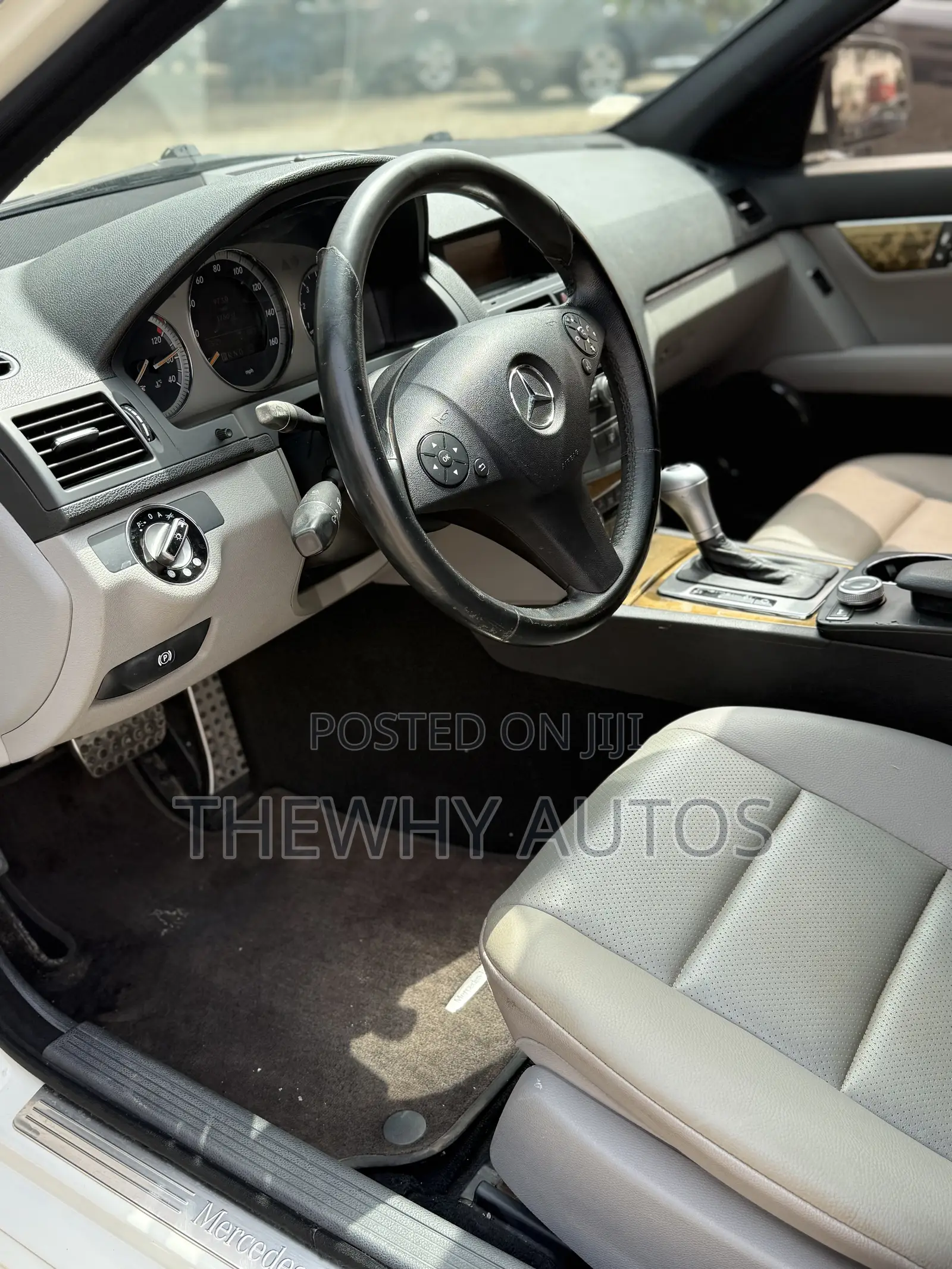 Mercedes-Benz C300 Sport Sedan AWD (3.0L 6cyl 7A) 2009 White