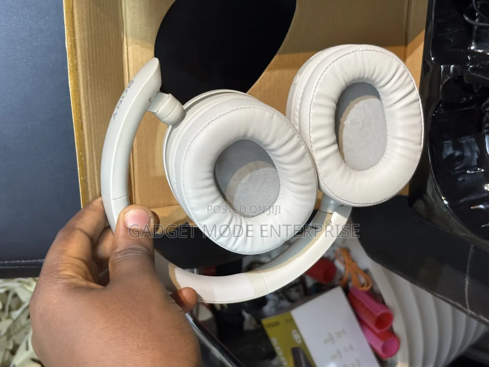Sony Wh-Xb910n Over-Ear, Wireless, Noise-Canceling Headphones