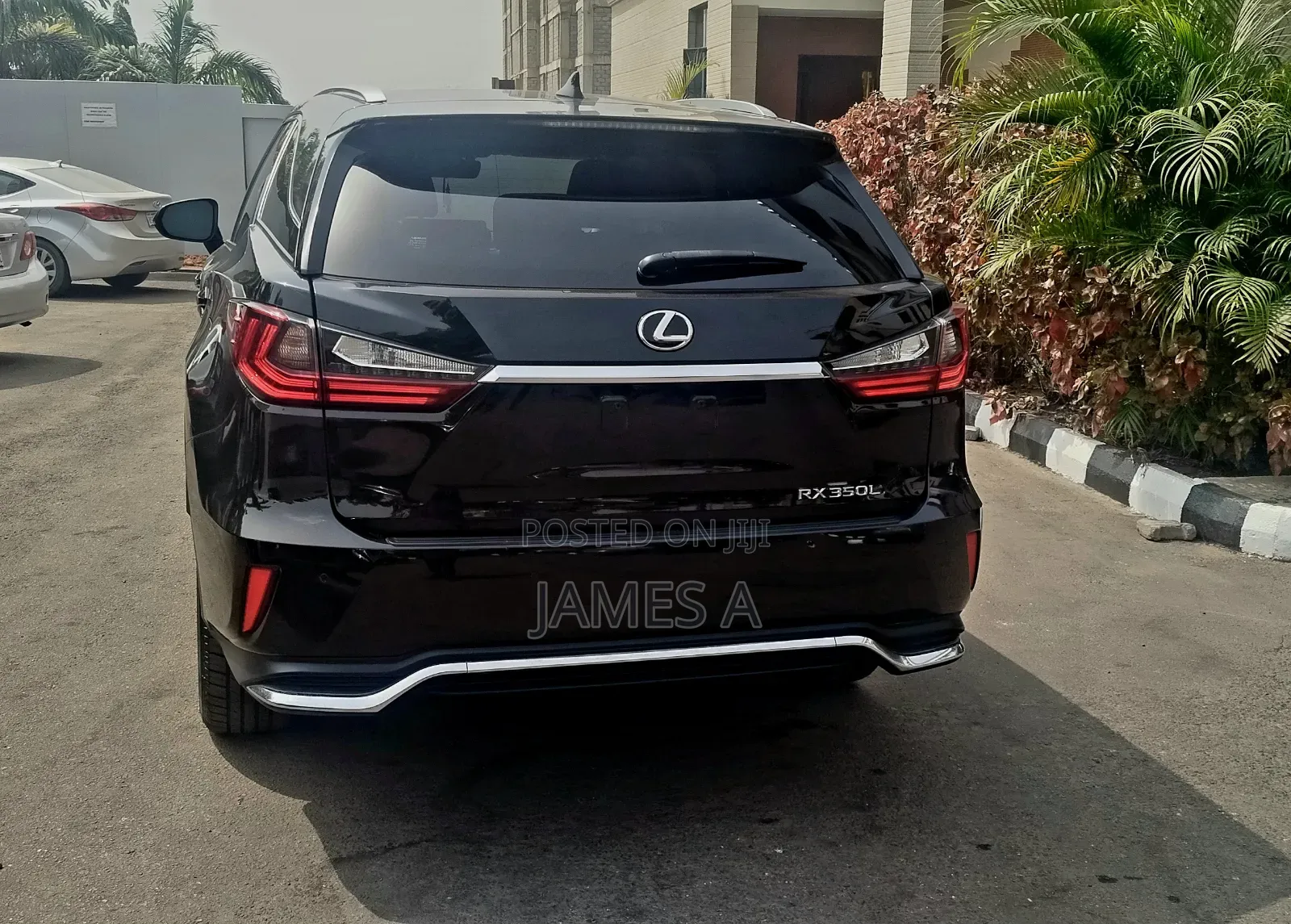 Lexus RX 350L 2022 Black