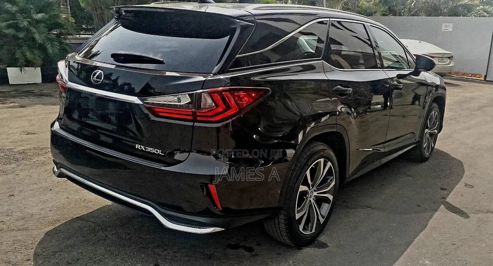 Lexus RX 350L 2022 Black