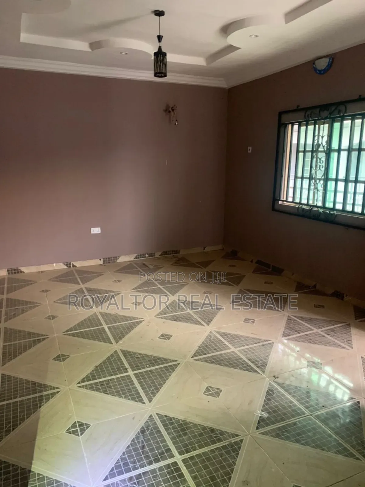 1bdrm Apartment in Royaltor Real Estate, Benin City for rent