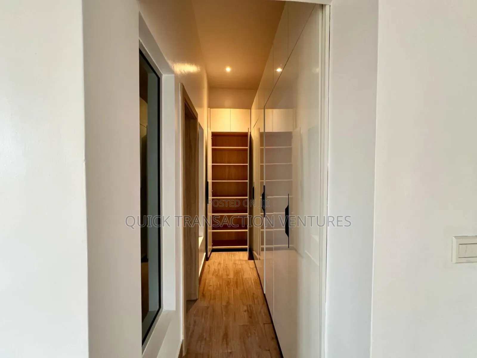 3bdrm Block of Flats in Lekki Phase 1 for rent