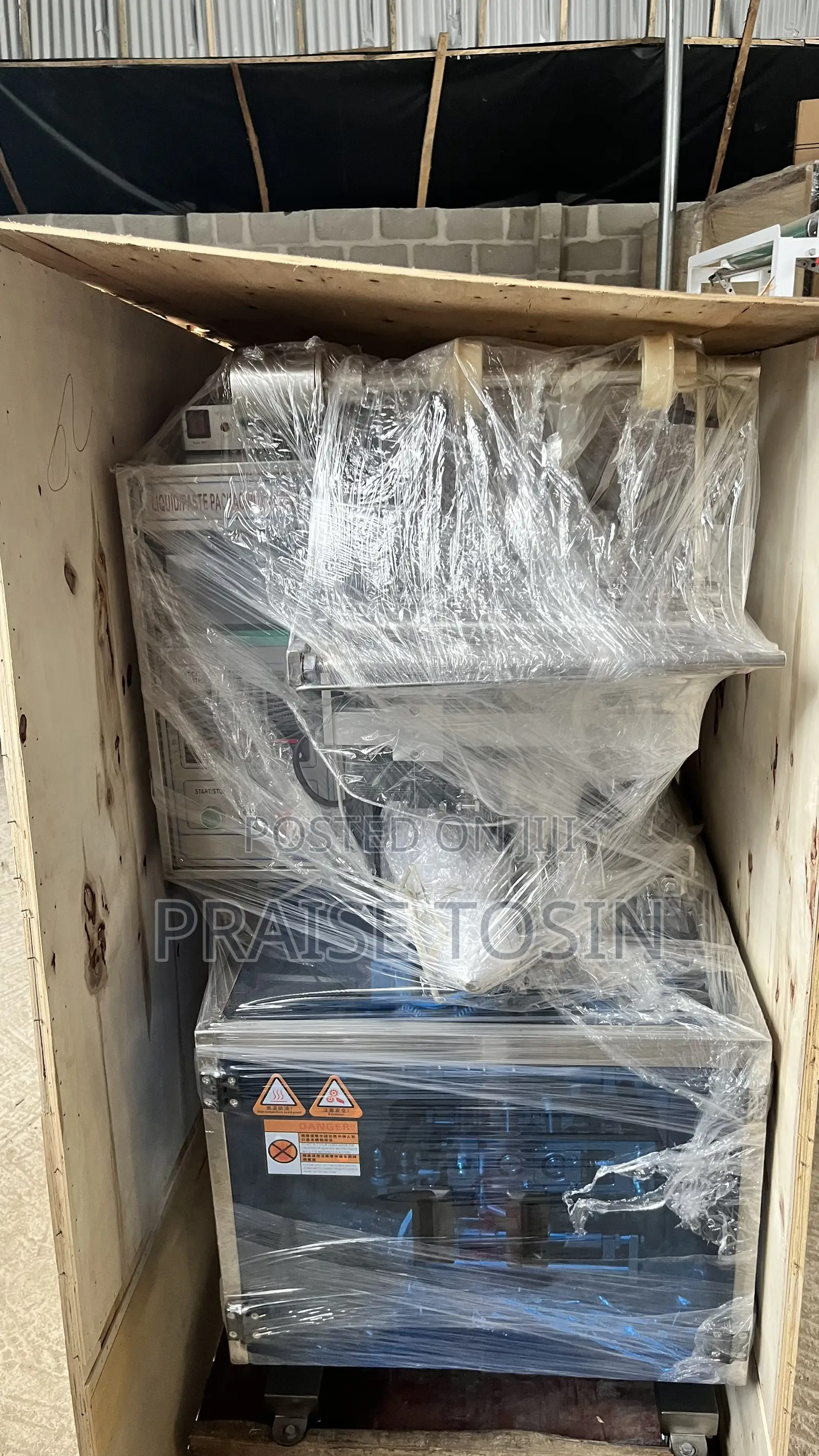 Liquid Paste Filling Machine