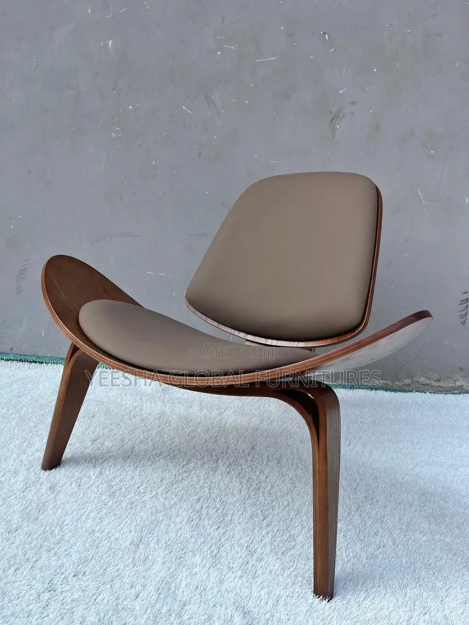Ch07 Shell Chair