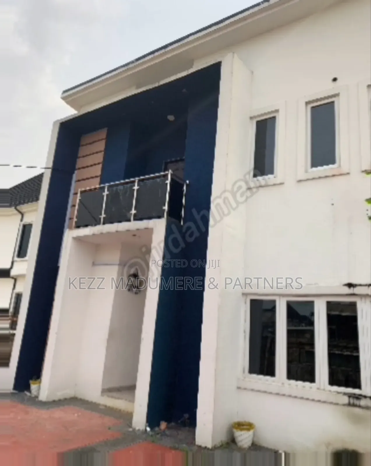 4bdrm Duplex in Off Sars Road Port for rent
