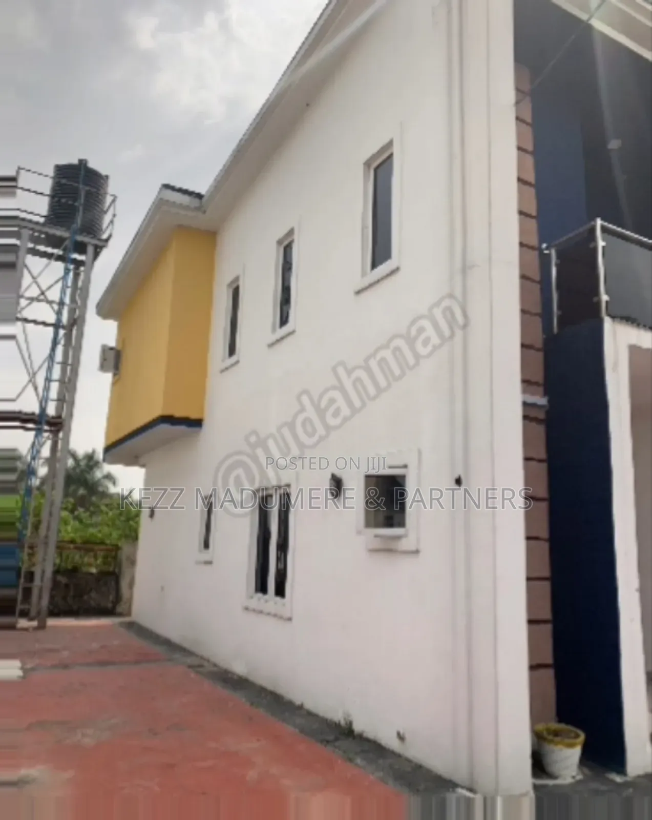 4bdrm Duplex in Off Sars Road Port for rent