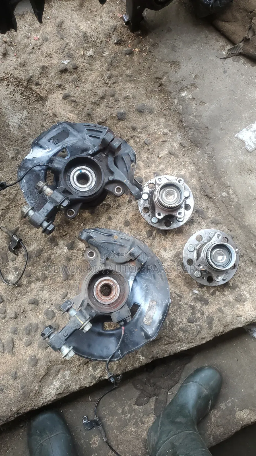Hyundai Sonata 2011 to 2012 Back and Front Hubs Empty