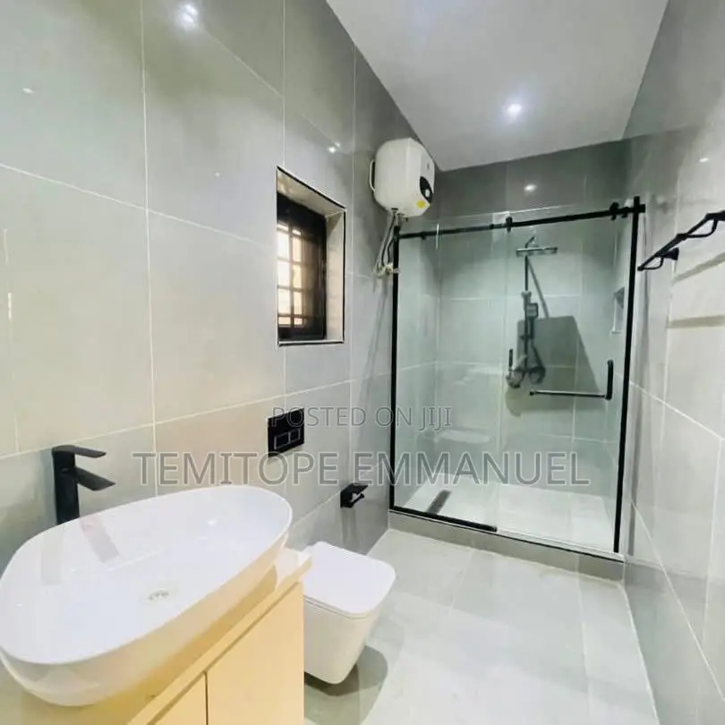 Furnished 4bdrm Duplex in Magodo Phase Gra 1 for sale