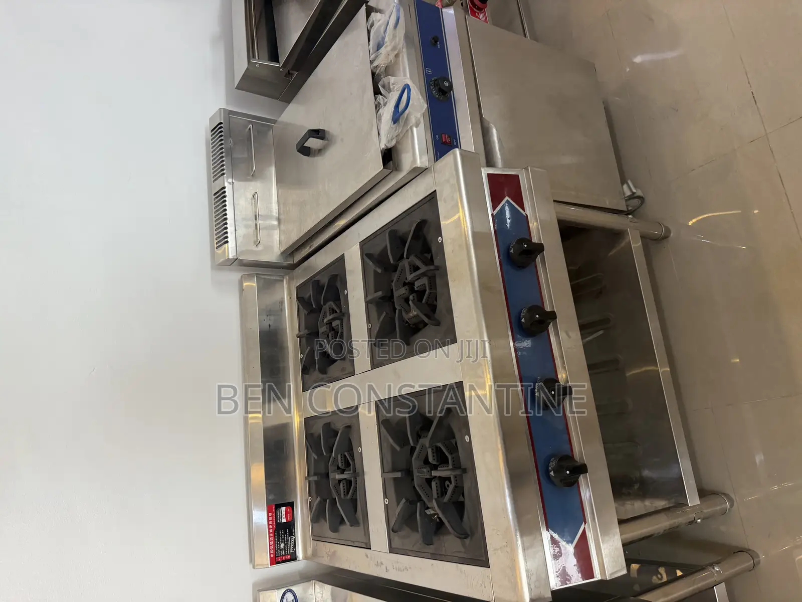 Industrial Gas Cooker ( 4 Burners) Standing