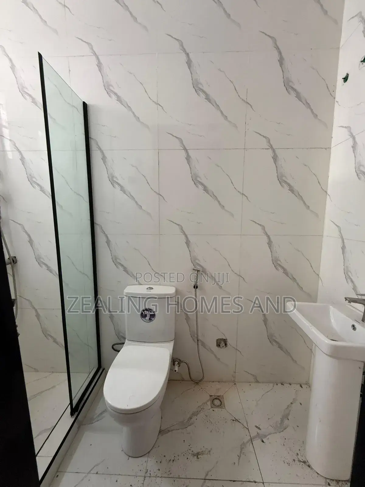 Furnished 3bdrm Duplex in Ikota Estate Lekki for sale