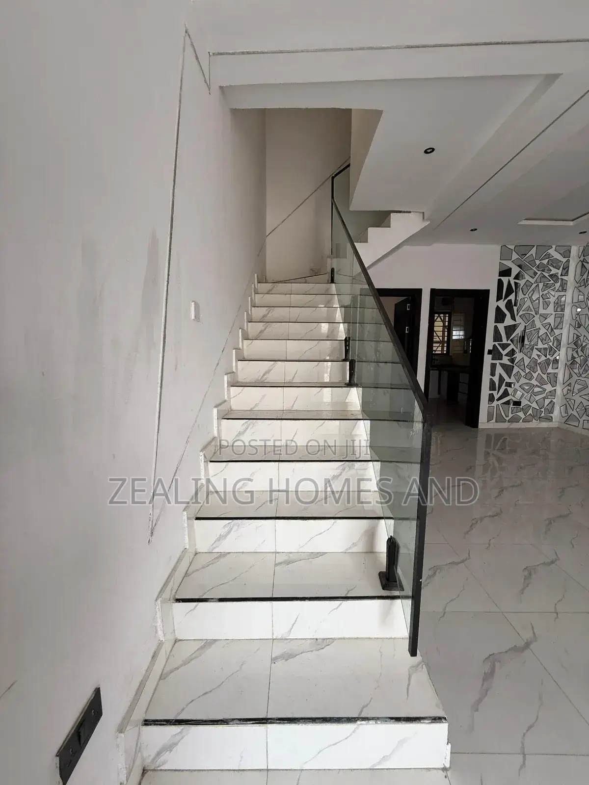 Furnished 3bdrm Duplex in Ikota Estate Lekki for sale