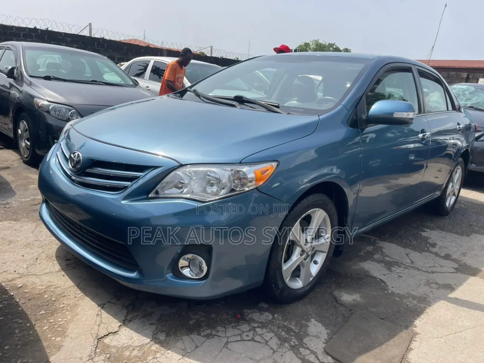 Toyota Corolla LE Special Edition 4dr Sedan (1.8L 4cyl 4A) 2013 Blue