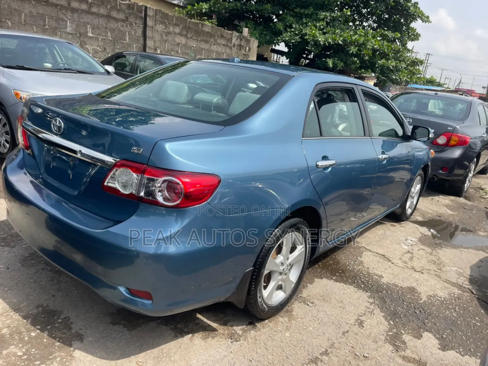 Toyota Corolla LE Special Edition 4dr Sedan (1.8L 4cyl 4A) 2013 Blue