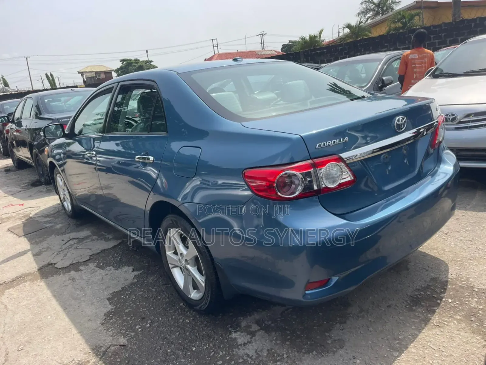Toyota Corolla LE Special Edition 4dr Sedan (1.8L 4cyl 4A) 2013 Blue