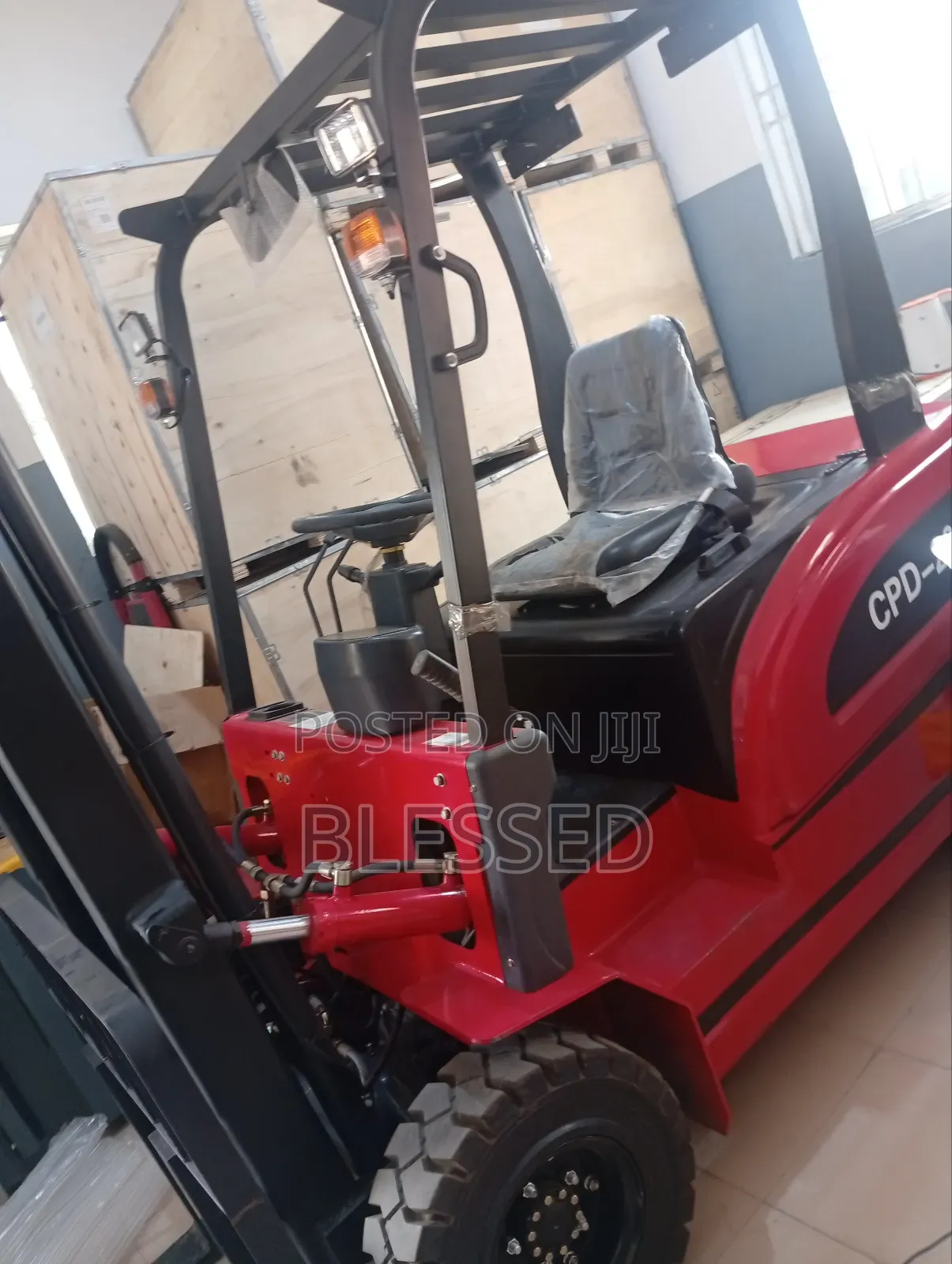 Electric Forklift Model CPD 2ton