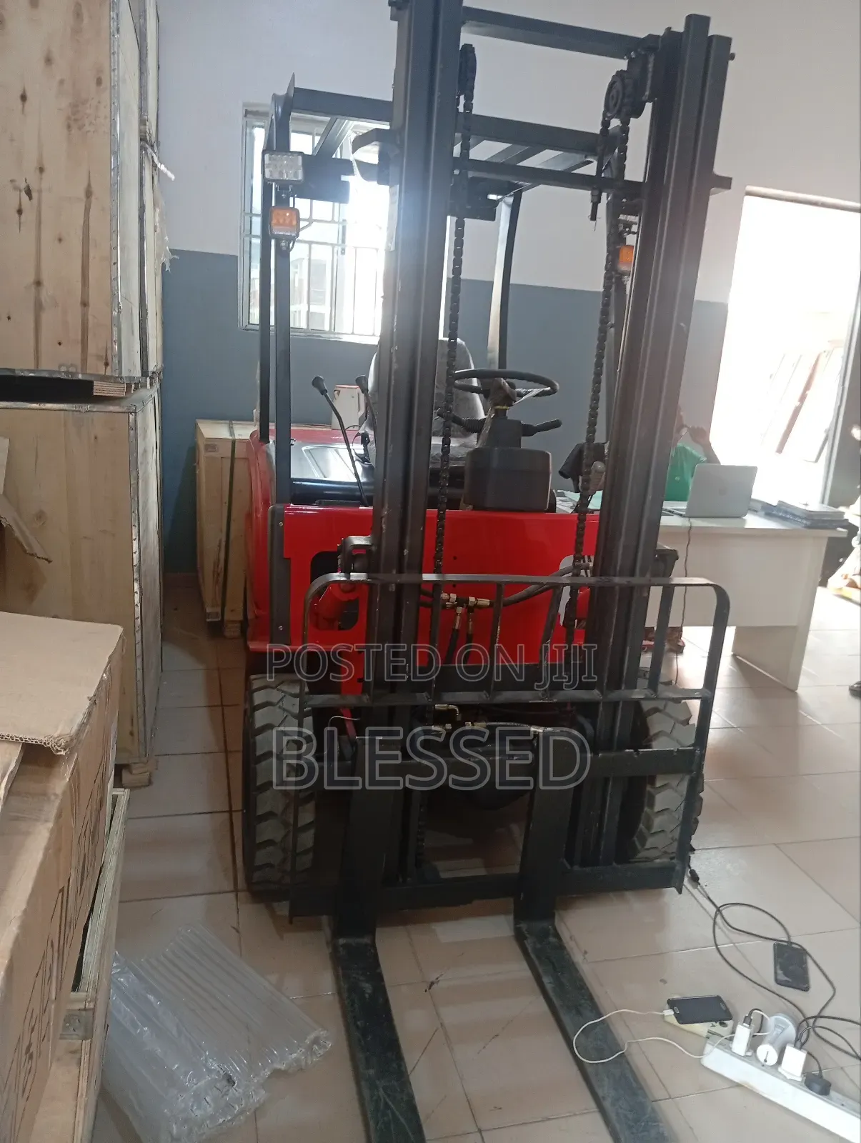 Electric Forklift Model CPD 2ton
