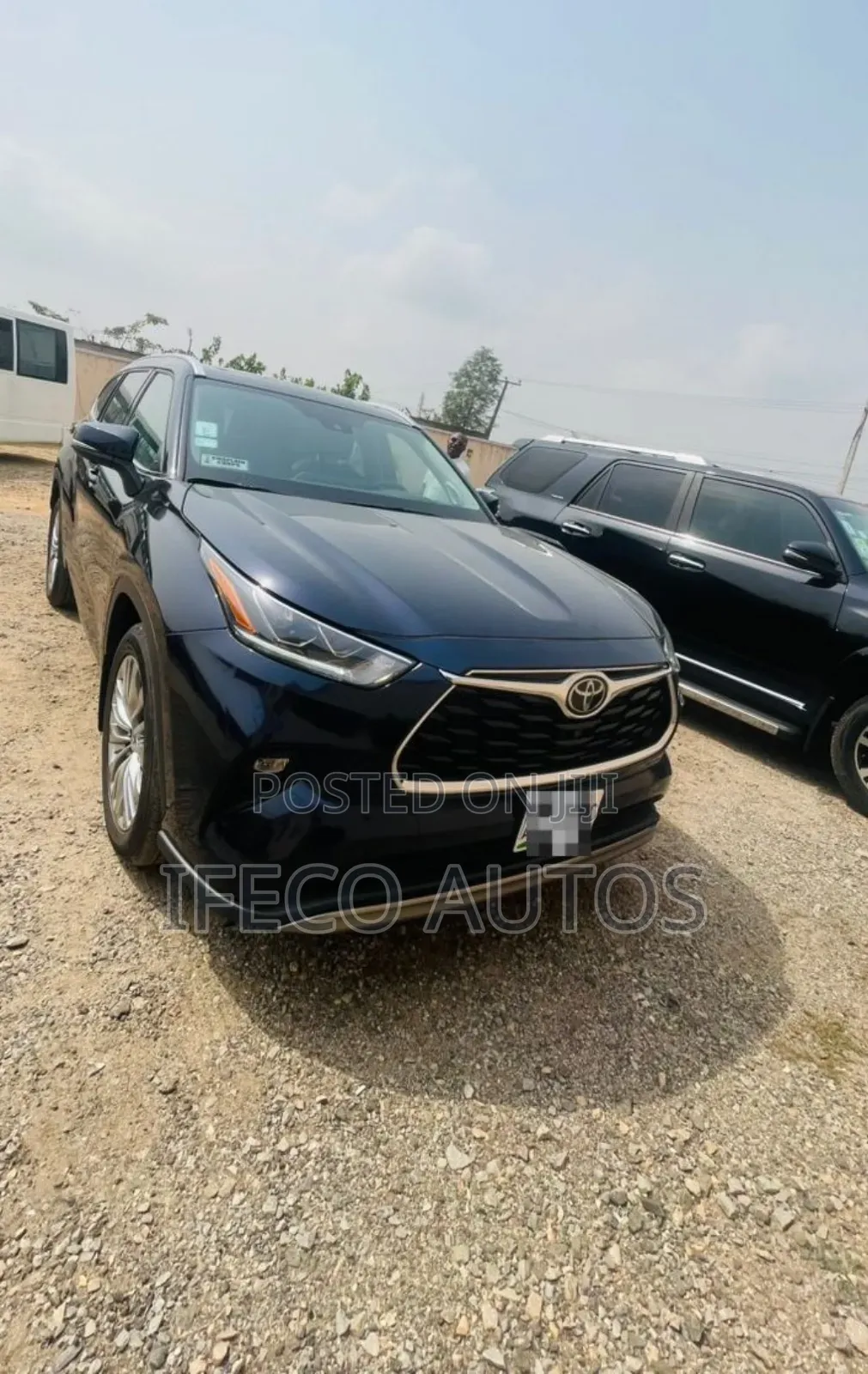 Toyota Highlander Platinum FWD 2024 Blue