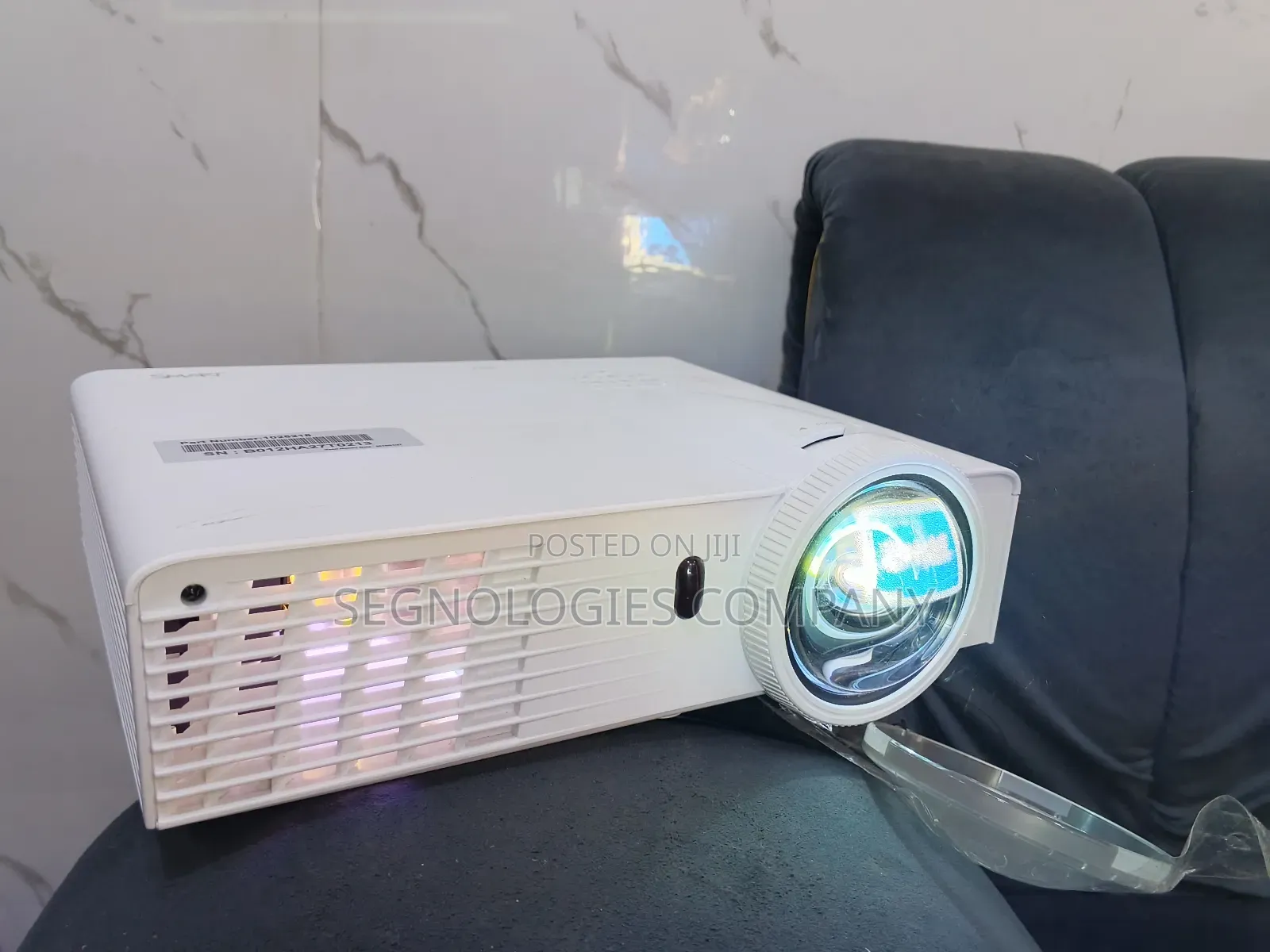 Smart V30 Dlp Projector Short Throw 3000 Ansi Lumens Projector
