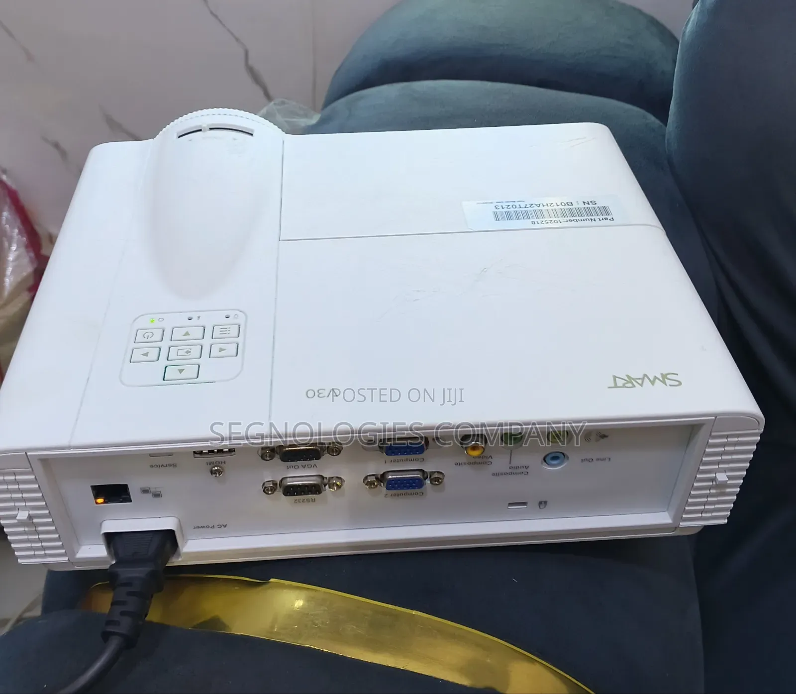 Smart V30 Dlp Projector Short Throw 3000 Ansi Lumens Projector
