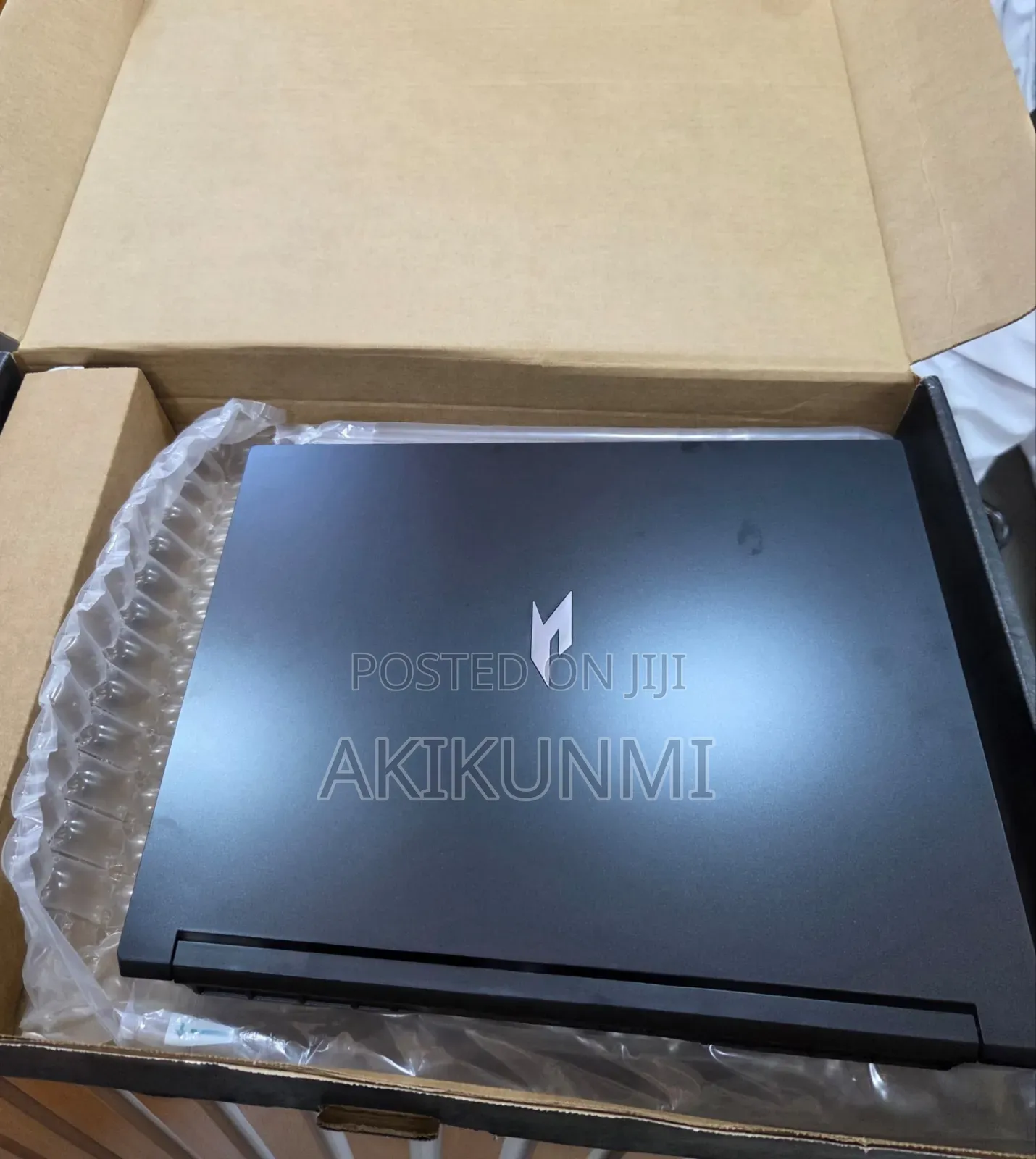 Laptop Acer Nitro 17 16GB AMD Ryzen 5 SSD 512GB