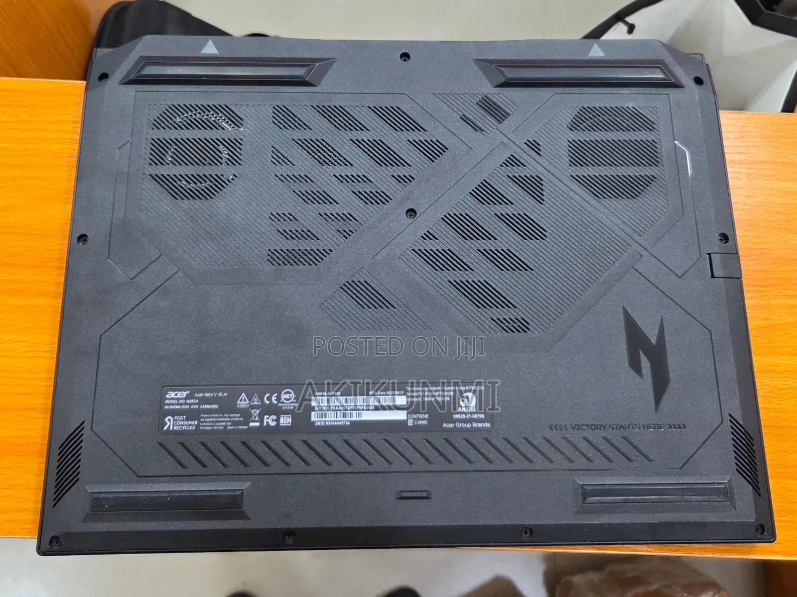 Laptop Acer Nitro 17 16GB AMD Ryzen 5 SSD 512GB