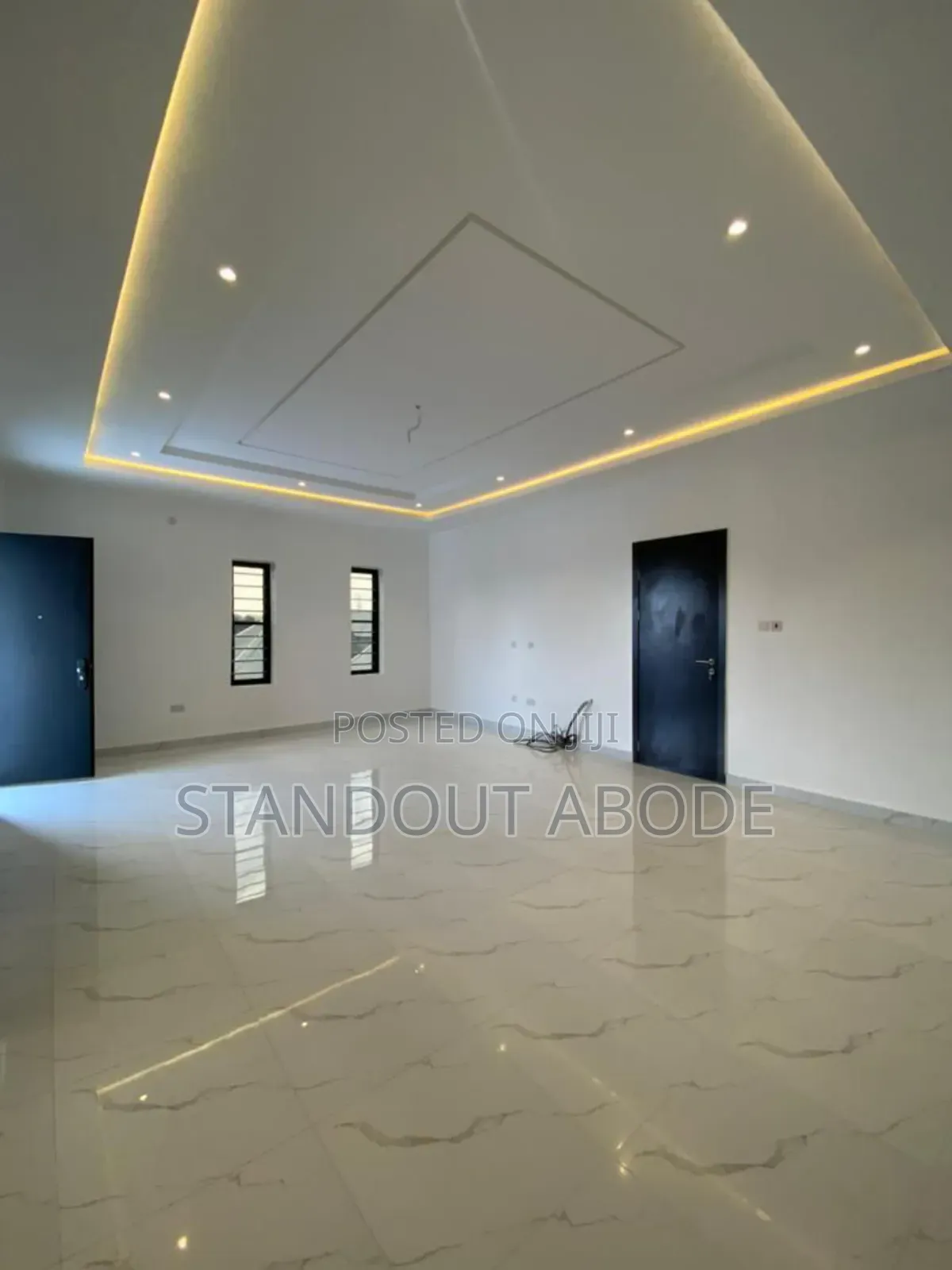 6bdrm Duplex in In A Secure Estate for sale