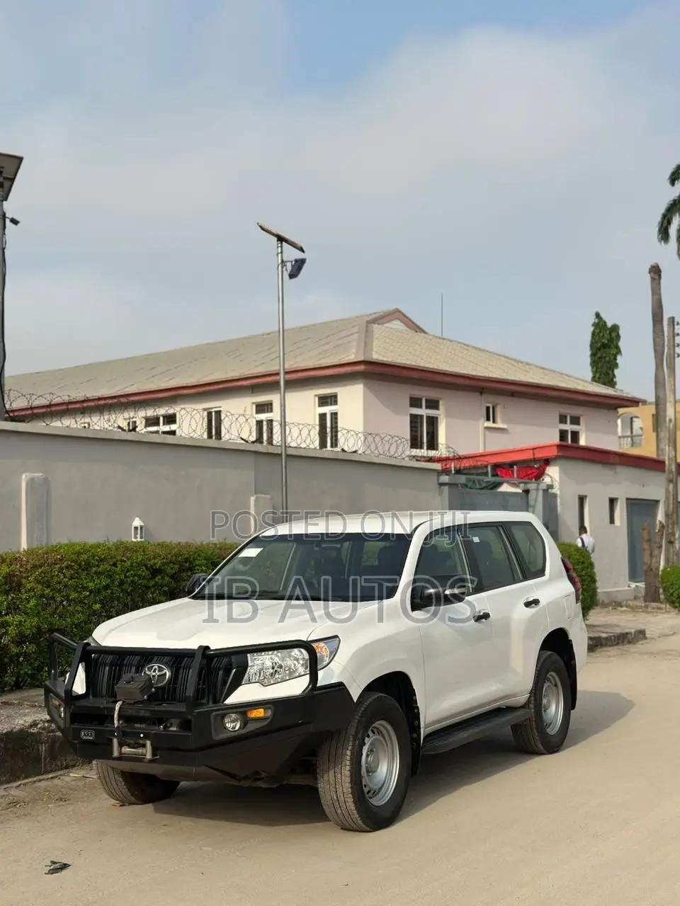 Toyota Land Cruiser Prado 2.7 2018 White