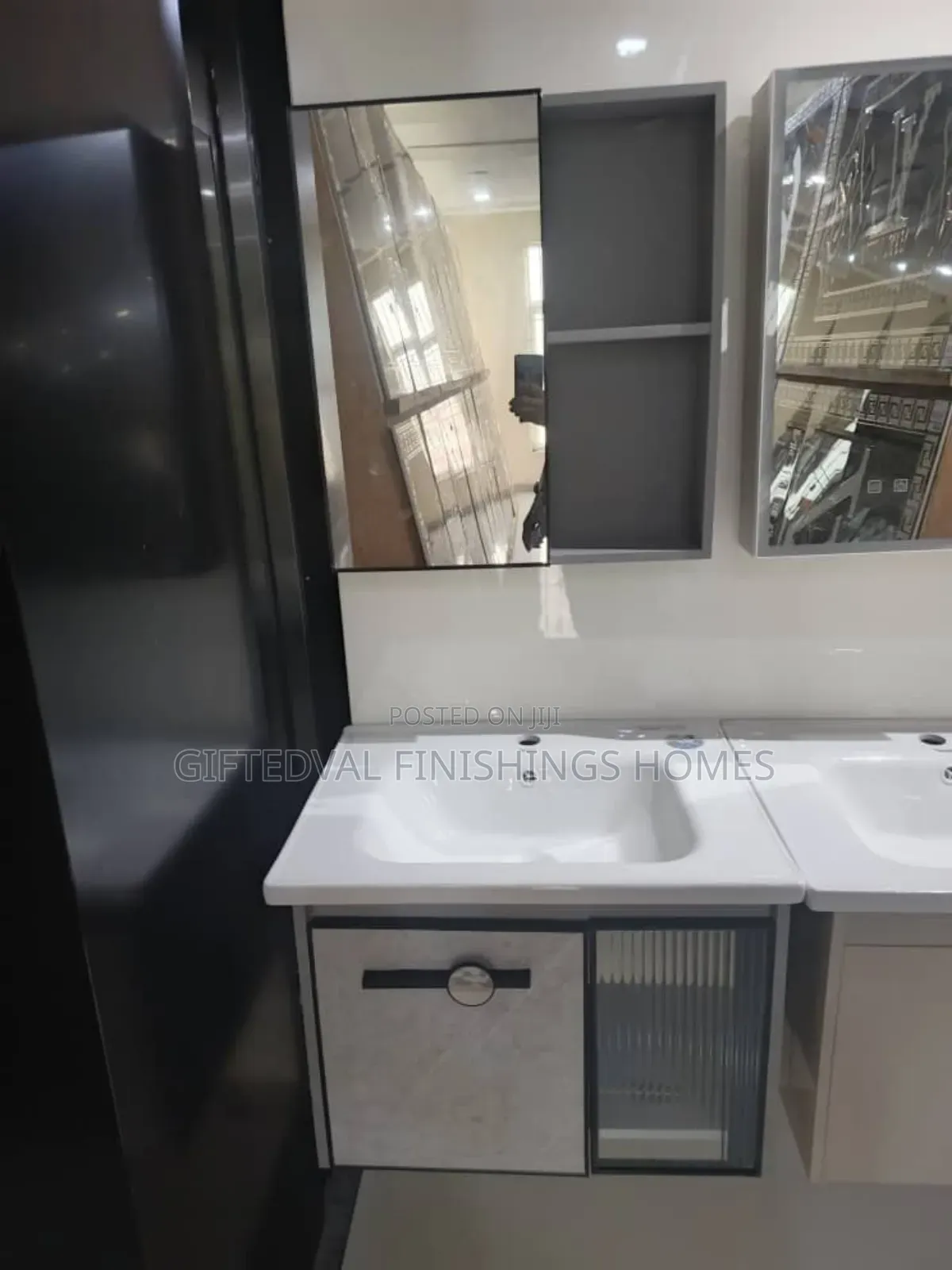 High-Quality 80cm Toilet Cabinet