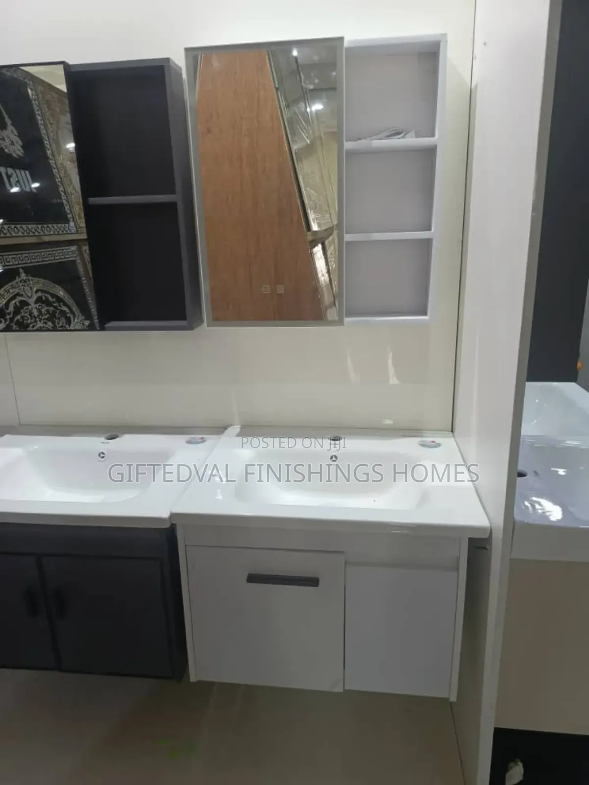 High-Quality 80cm Toilet Cabinet