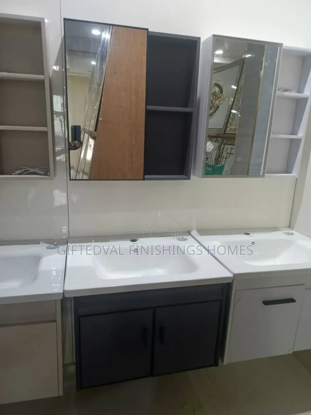 High-Quality 80cm Toilet Cabinet