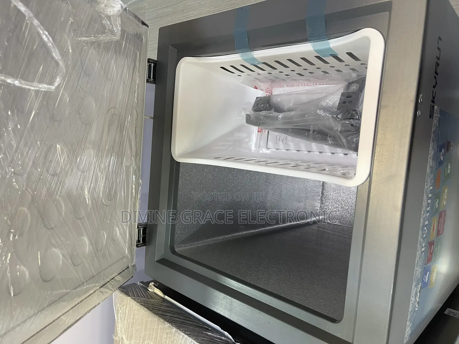 Brand New 100l Skyrun Mini Chest Freezer
