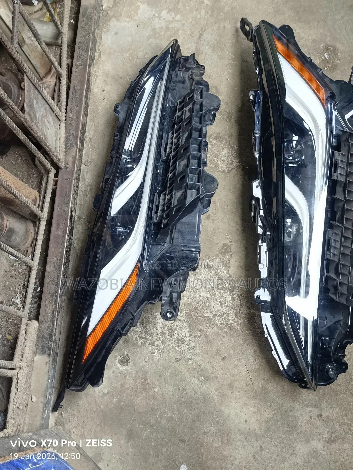 Headlamp Toyota Venza 2020 Set