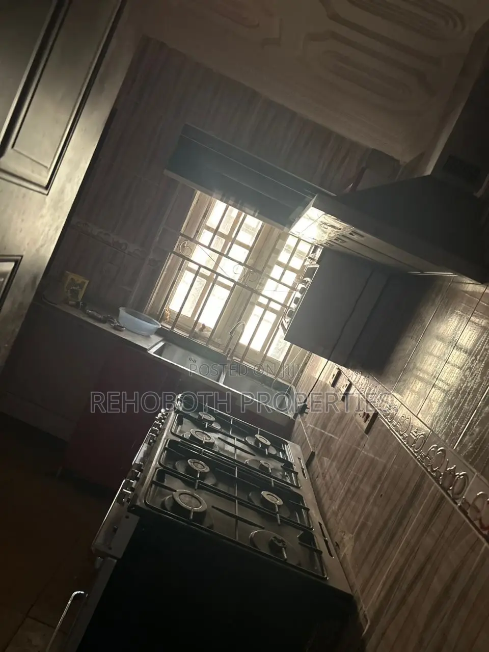 2bdrm Apartment in Abobo, Akala Express for rent