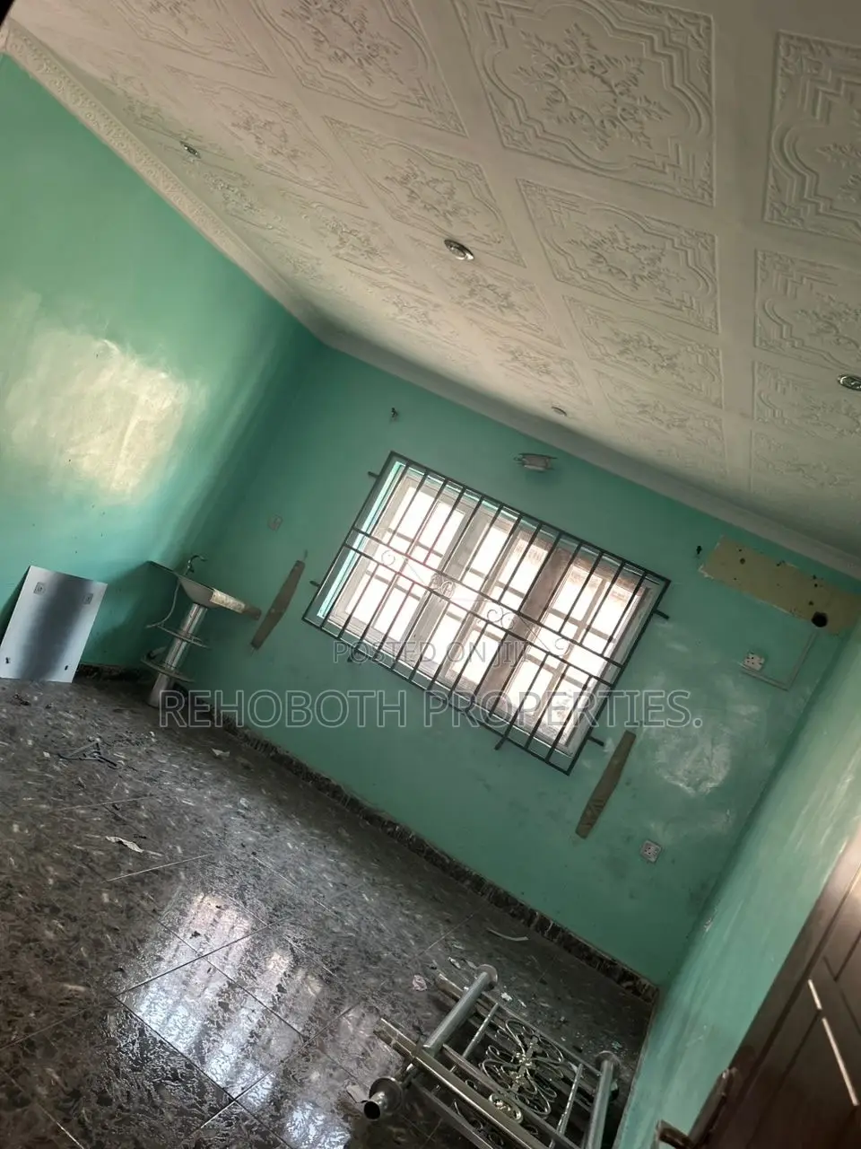 2bdrm Apartment in Abobo, Akala Express for rent