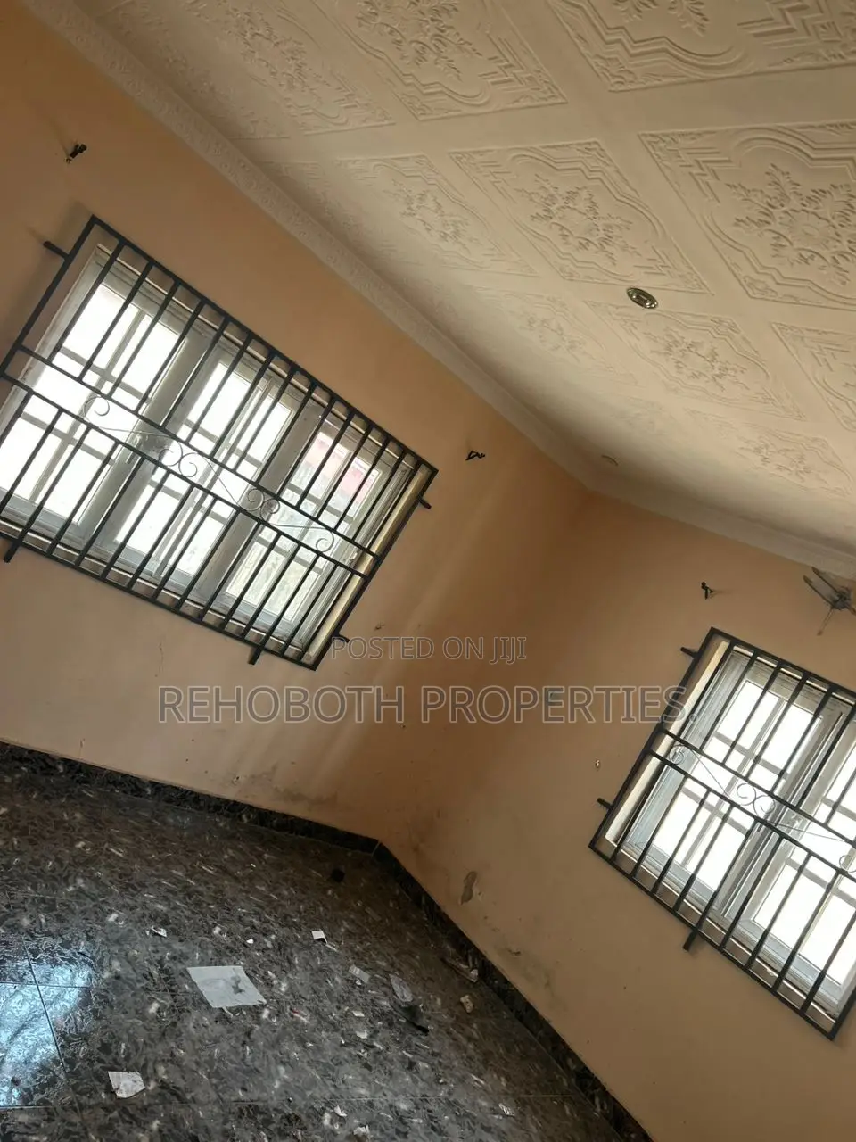 2bdrm Apartment in Abobo, Akala Express for rent