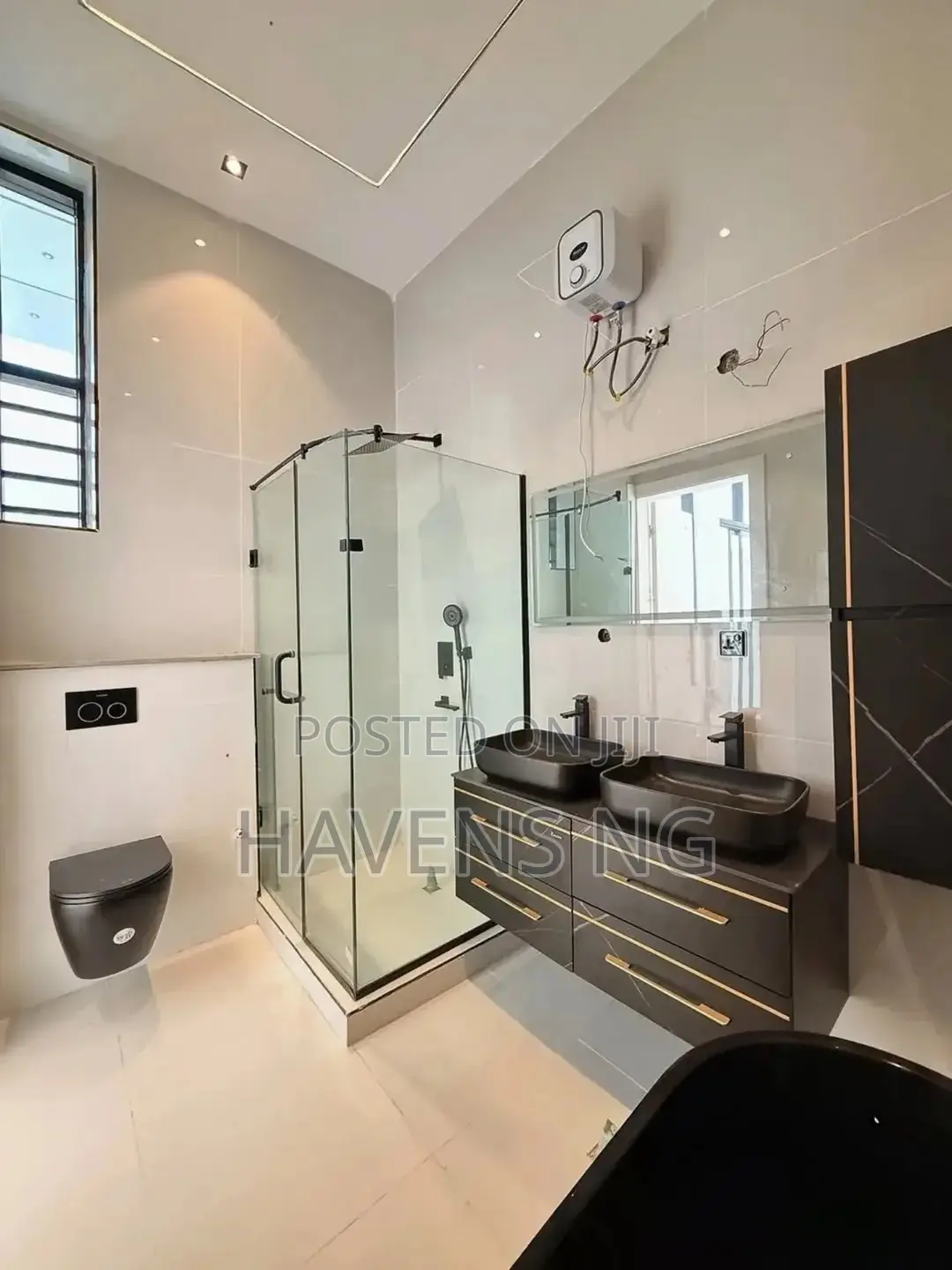 4bdrm Duplex in Lekki Phase 1 for sale