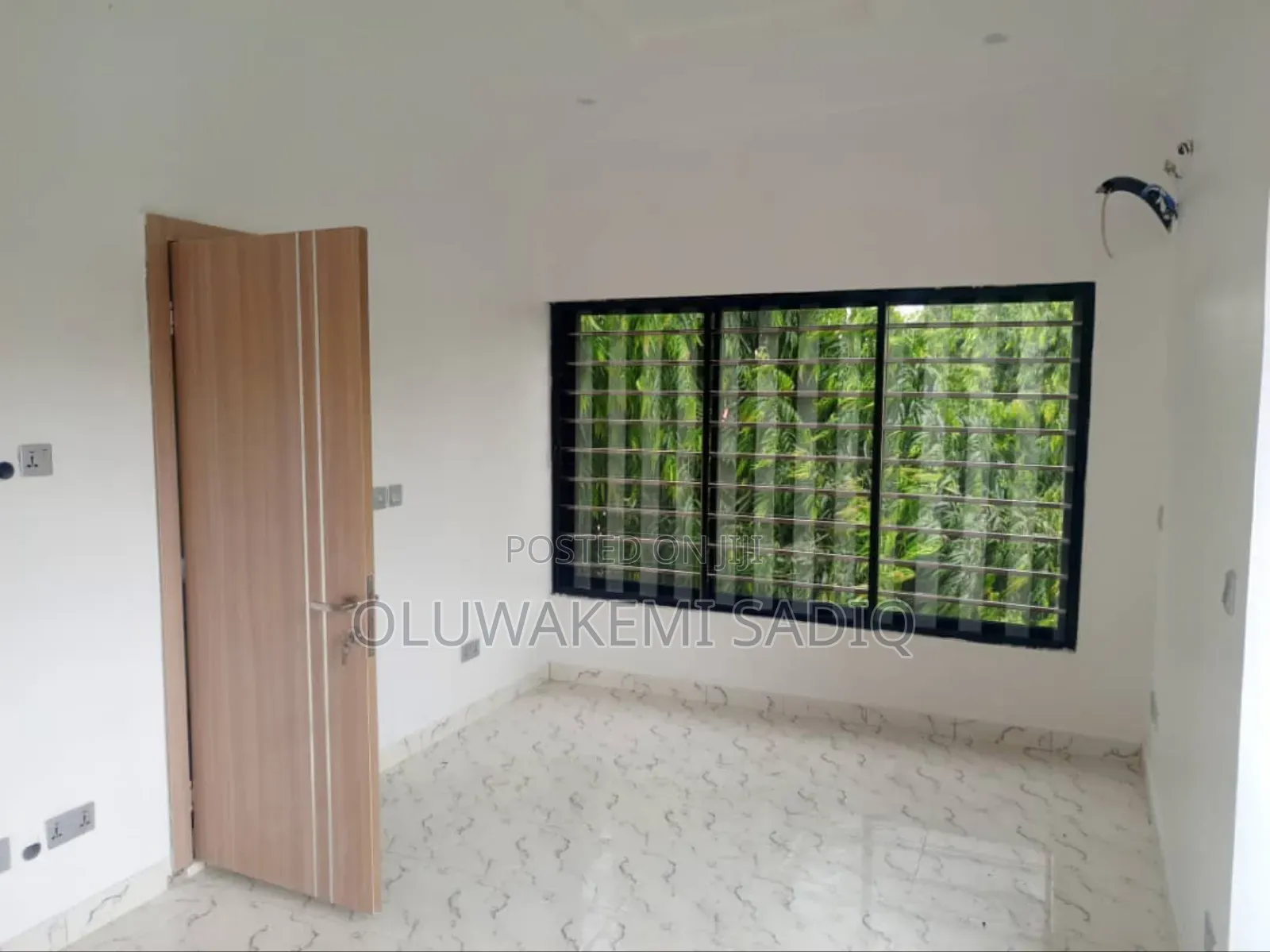 3bdrm Apartment in Gra Ikeja for rent